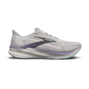 Brooks Revel 8